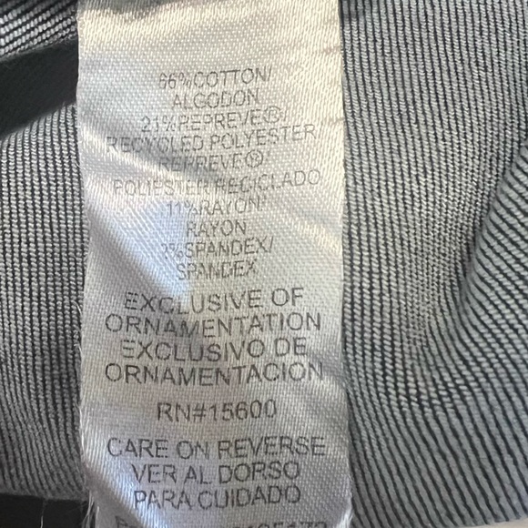 #231 ☑️ Democracy Luxe Touch High Rise Cropped Itty Bitty Flare Jeans - Picture 9 of 10